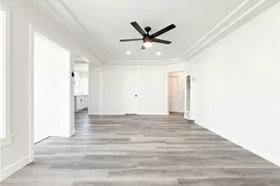 220 W 98th St, Los Angeles, CA 90003 - Photo 11