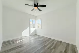 220 W 98th St, Los Angeles, CA 90003 - Photo 17