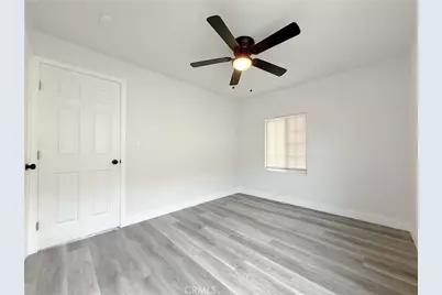 1643 E 115th Street, Los Angeles, CA 90059 - Photo 13