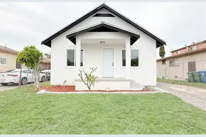 445 E 119th Street, Los Angeles, CA 90061 - Photo 1