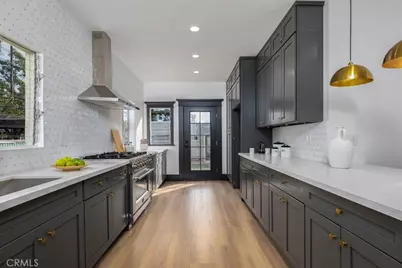 2274 W 21st Street, Los Angeles, CA 90018 - Photo 13