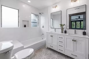 2274 W 21st St, Los Angeles, CA 90018 - Photo 23