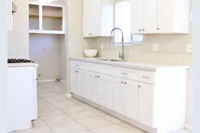 16594 Vine, Hesperia, CA 92345 - Photo 9
