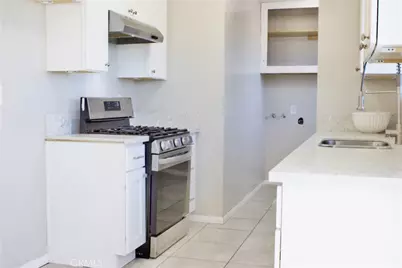 16594 Vine, Hesperia, CA 92345 - Photo 5