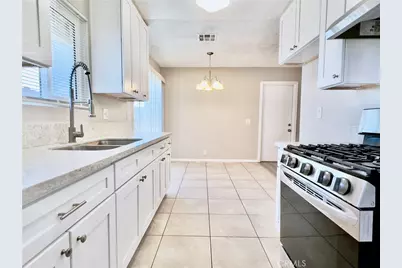 16594 Vine, Hesperia, CA 92345 - Photo 9