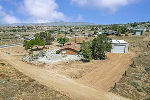 22411 Roundup, Apple Valley, CA 92308 - Photo 5