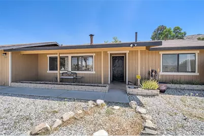 22411 Roundup, Apple Valley, CA 92308 - Photo 7