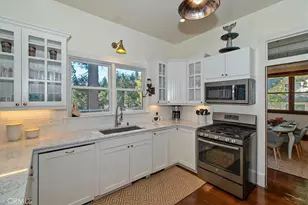 27312 Pinewood, Lake Arrowhead, CA 92352 - Photo 17