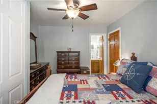 364 Leonard, Sugarloaf, CA 92386 - Photo 35