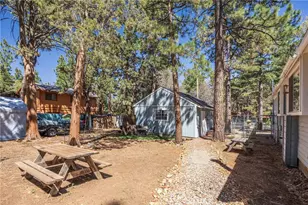 364 Leonard, Sugarloaf, CA 92386 - Photo 13