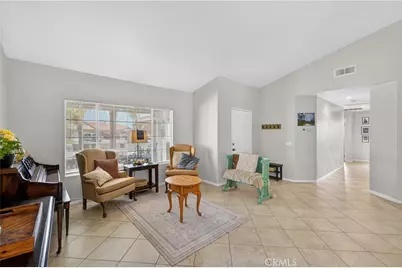 31009 Lausanne, Lake Elsinore, CA 92530 - Photo 9