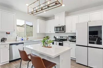 4836 Sicily, Lake Elsinore, CA 92530 - Photo 9