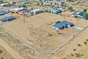 23771 Pala, Apple Valley, CA 92307 - Photo 49