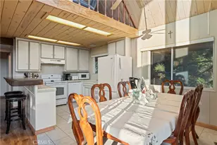 27734 Alpen, Lake Arrowhead, CA 92352 - Photo 5