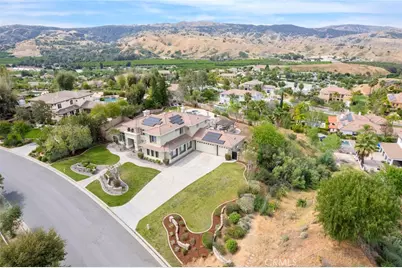 1910 Mesa View Lane, Redlands, CA 92373 - Photo 3