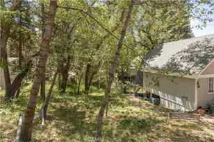 33075 Blue Bird Ln, Running Springs, CA 92382 - Photo 29