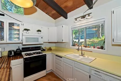 770 Berne, Crestline, CA 92325 - Photo 13