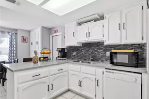 15880 Elcona Pl, Victorville, CA 92395 - Photo 3