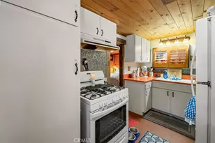 42596 Willow, Big Bear Lake, CA 92315 - Photo 9