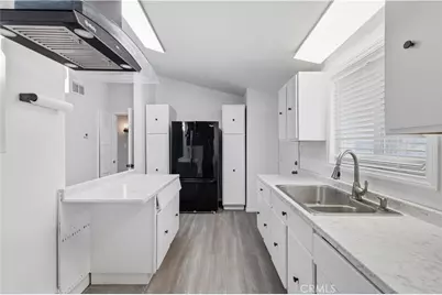 1734 Bainbridge Street, Pomona, CA 91766 - Photo 15