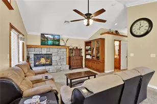 315 Fairway Dr, Lake Arrowhead, CA 92352 - Photo 3