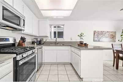 17616 Sutherland, Lake Elsinore, CA 92530 - Photo 9