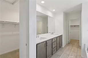 833 S Sumac Ln, Rialto, CA 92376 - Photo 15