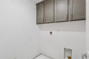 833 S Sumac Ln, Rialto, CA 92376 - Photo 17