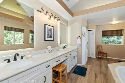 355 Cedar Ridge Drive, Lake Arrowhead, CA 92352 - Photo 19