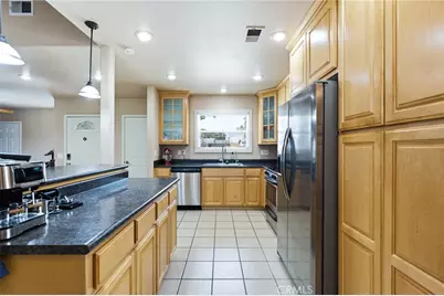 226 Hartzell Avenue, Redlands, CA 92374 - Photo 9