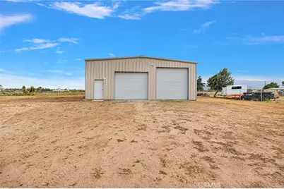 6271 Smoke Tree, Phelan, CA 92371 - Photo 17