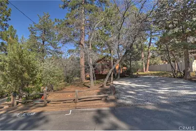 843 Victoria, Sugarloaf, CA 92386 - Photo 31