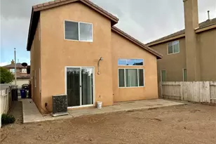 13748 Sunshine, Victorville, CA 92394 - Photo 5