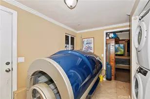 24288 Zurich Dr, Crestline, CA 92325 - Photo 9