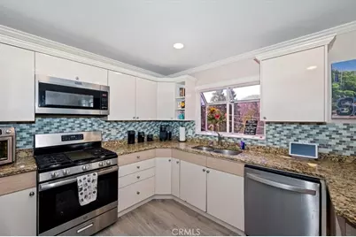 24288 Zurich Drive, Crestline, CA 92325 - Photo 13