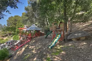 24288 Zurich Dr, Crestline, CA 92325 - Photo 39