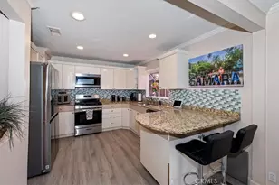 24288 Zurich Dr, Crestline, CA 92325 - Photo 11