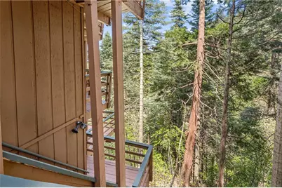 717 Oakmont Lane, Lake Arrowhead, CA 92352 - Photo 33