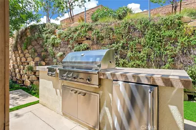 2999 Villa Catalonia Court, Corona, CA 92881 - Photo 5