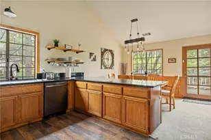1108 Grass Valley Rd, Lake Arrowhead, CA 92352 - Photo 17
