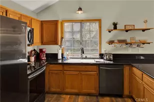 1108 Grass Valley Rd, Lake Arrowhead, CA 92352 - Photo 9