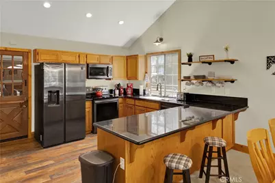 1108 Grass Valley Road, Lake Arrowhead, CA 92352 - Photo 7