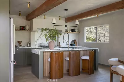 27463 Alpen, Lake Arrowhead, CA 92352 - Photo 9