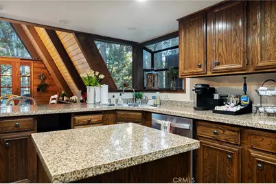 31353 Lightfoot Way, Running Springs, CA 92382 - Photo 9