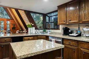 31353 Lightfoot Way, Running Springs, CA 92382 - Photo 9