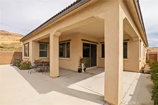 11976 Discovery Ct, Corona, CA 92883 - Photo 35