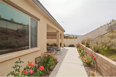 11976 Discovery Ct, Corona, CA 92883 - Photo 39