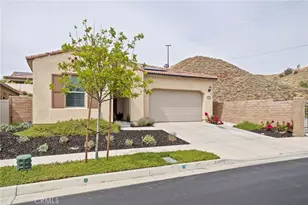 11976 Discovery Ct, Corona, CA 92883 - Photo 7