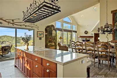 1184 Acadia, Lake Arrowhead, CA 92352 - Photo 11