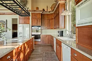 1184 Acadia, Lake Arrowhead, CA 92352 - Photo 9